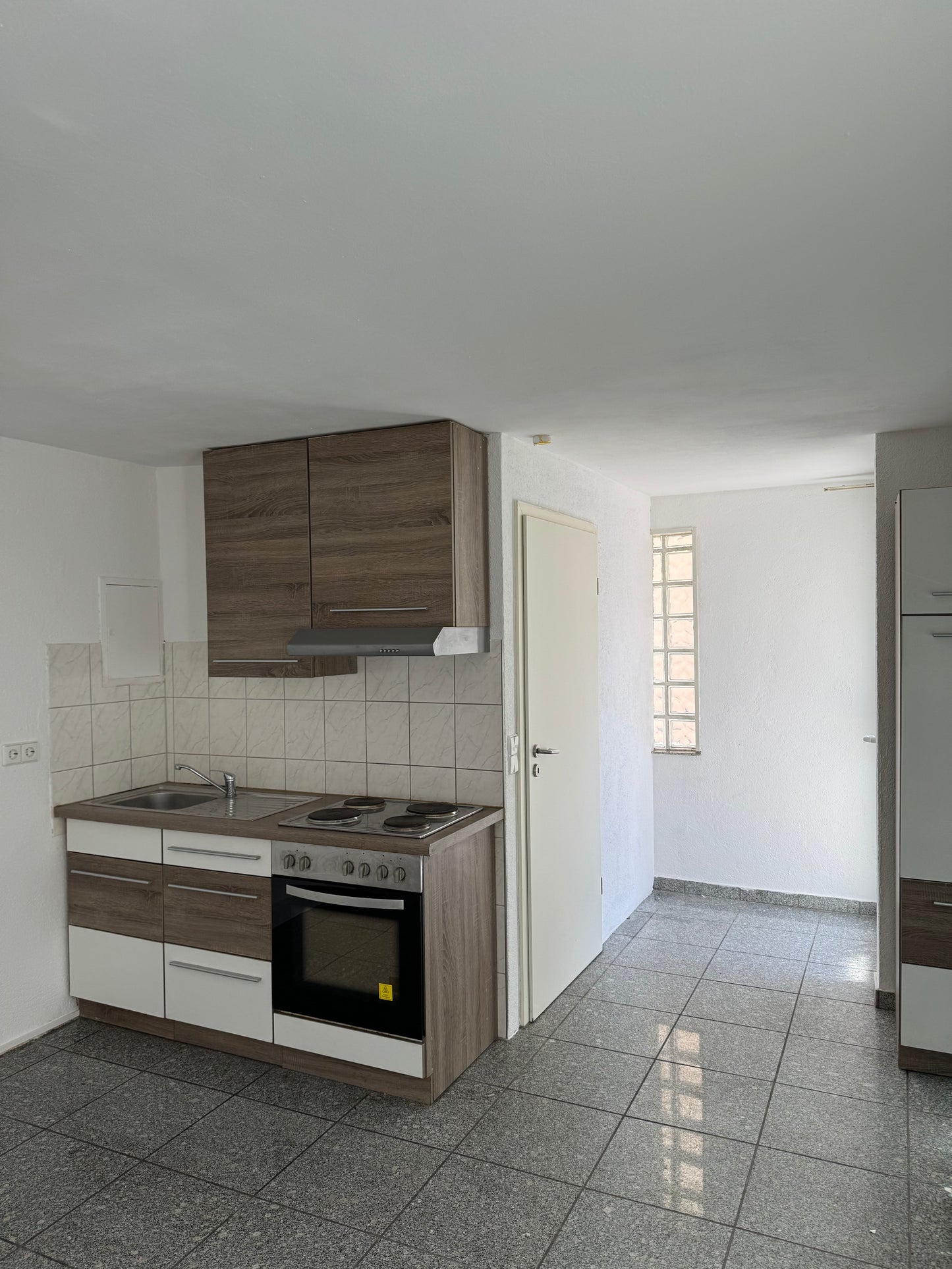 Gewerbefläche in Top-Lage von Stuttgart-Feuerbach – Ideal für Büro oder Praxis